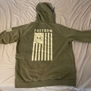 Mens XL under armor hoodie